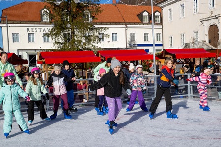 praznični sejem in prihod dedka mraza (45)
